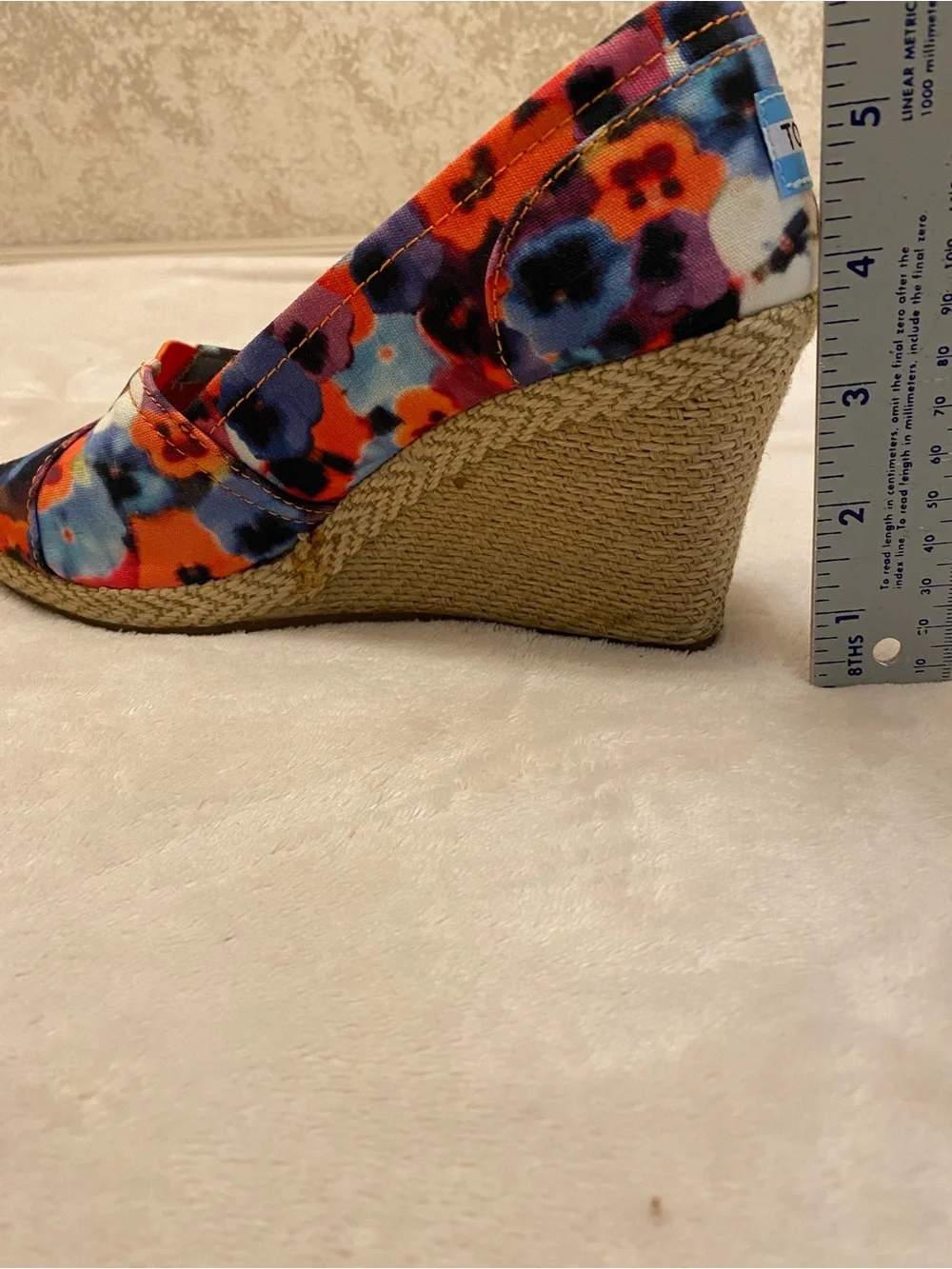 TOMS Orange Multicolored Floral Peep-Toe Espadrille Wedges